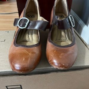 Sofft shoes size 8.
